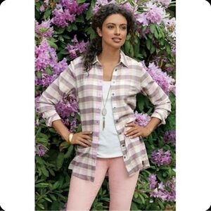 Soft Surroundings Kai button up plaid shirt 2DR19 lavender plaid  M Medium.